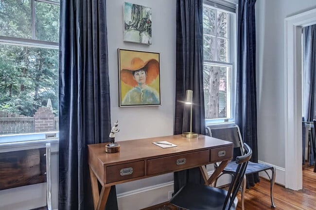 Foto del edificio - 518 Lamar Ave