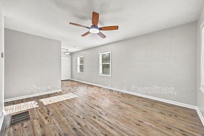 Foto del edificio - 1032 Barrow Ct