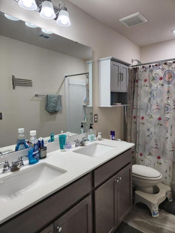 Foto del edificio - 3707 Feltham Ln