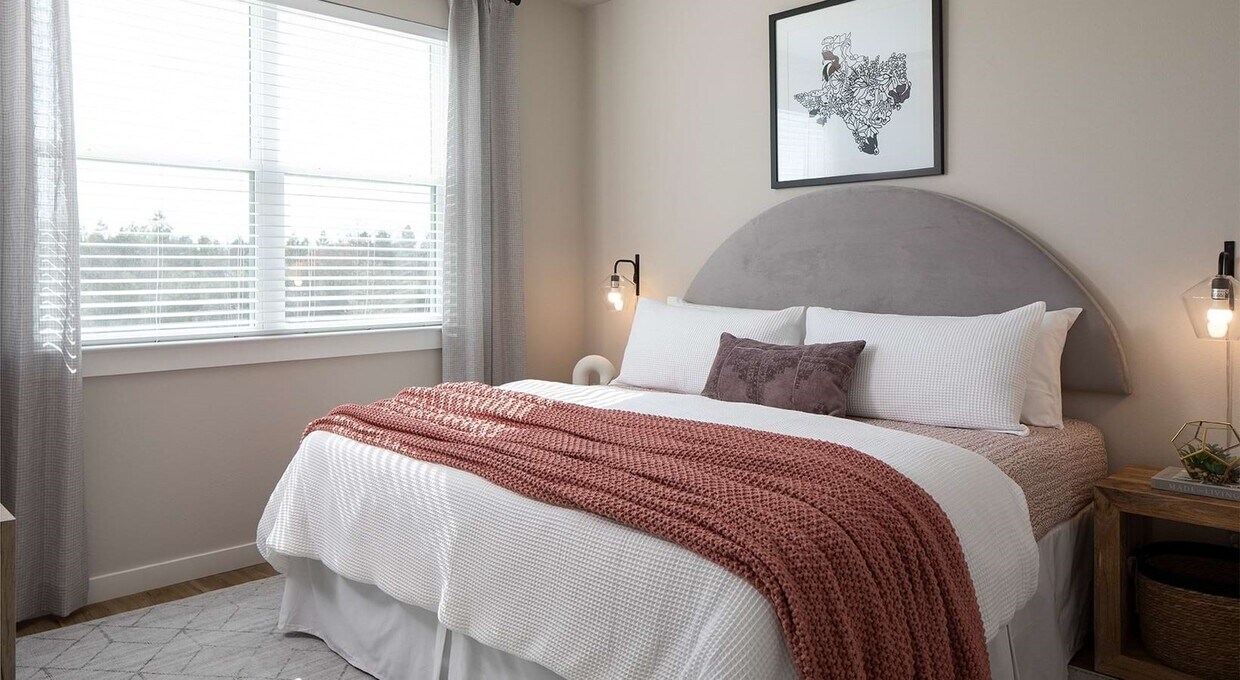 Foto principal - 22540 Merchants Way