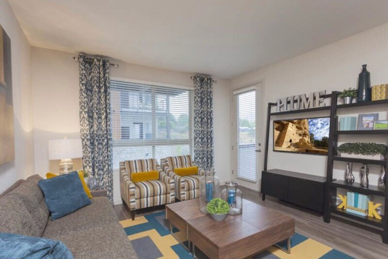 Foto principal - 464 Golden Ridge Rd