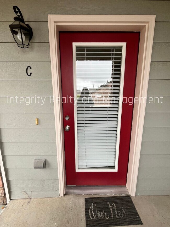 Photo - 18681 E Water Dr House