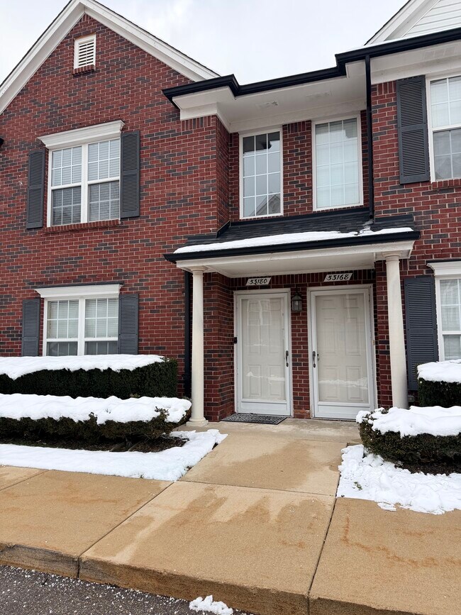 Building Photo - 53180 Manchester Ave