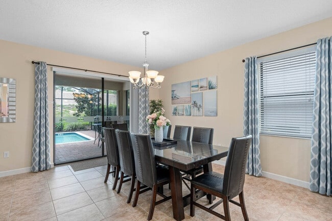 Building Photo - 1476 Moon Valley Dr