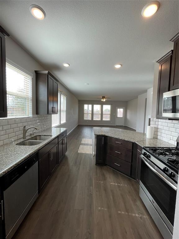 Building Photo - 7818 Tindarey Maple Trace