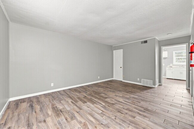 Foto del edificio - Skyview Townhomes
