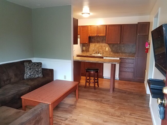 Foto del edificio - 4225 Sussex Dr