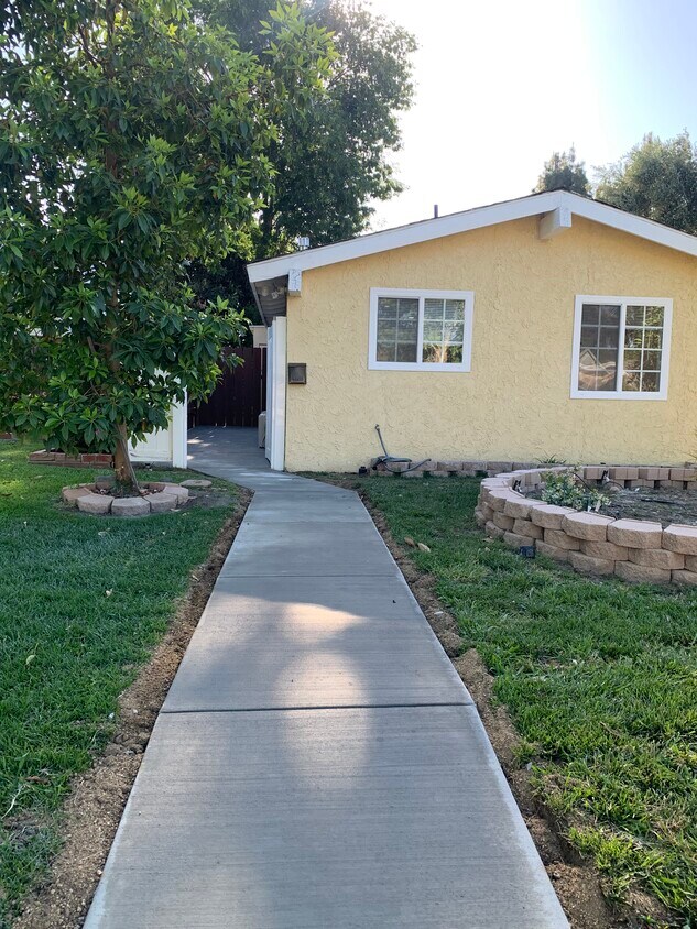 6705 Sausalito Ave, West Hills, CA 91307 Condo for Rent in West Hills