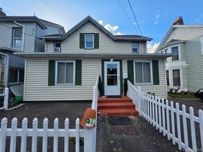 Building Photo - 22 Westside Ave