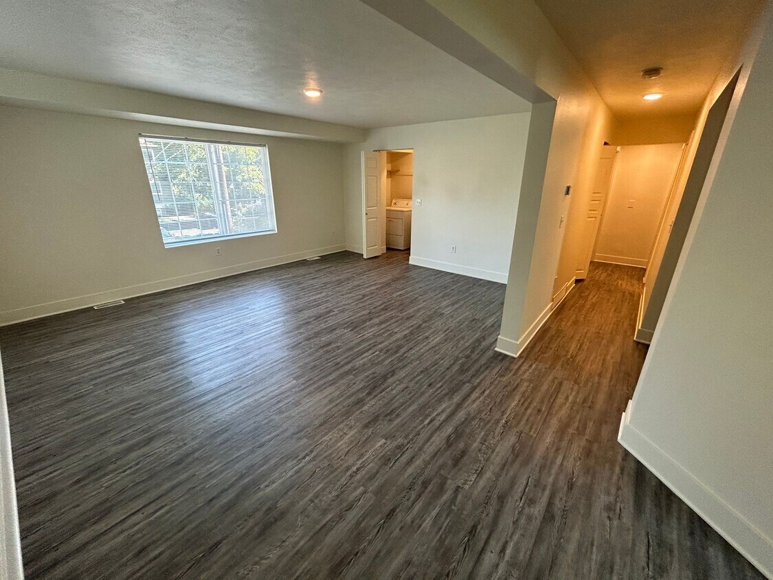 Foto principal - 803 E Mission Ave