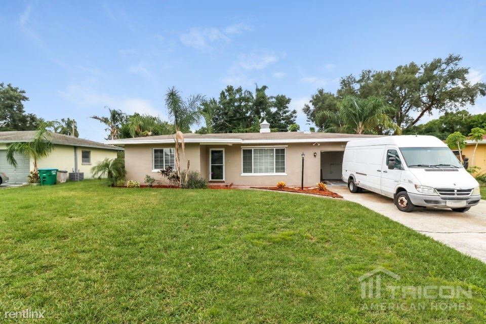 3047 Terrace View Ln, Clearwater, FL 33759 House Rental in Clearwater