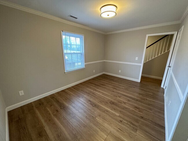 Building Photo - 2970 Saint Marks Rd Apt B