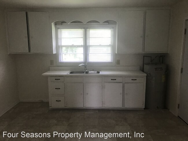 Building Photo - 2 br, 1 bath House - 111 Tyson Road