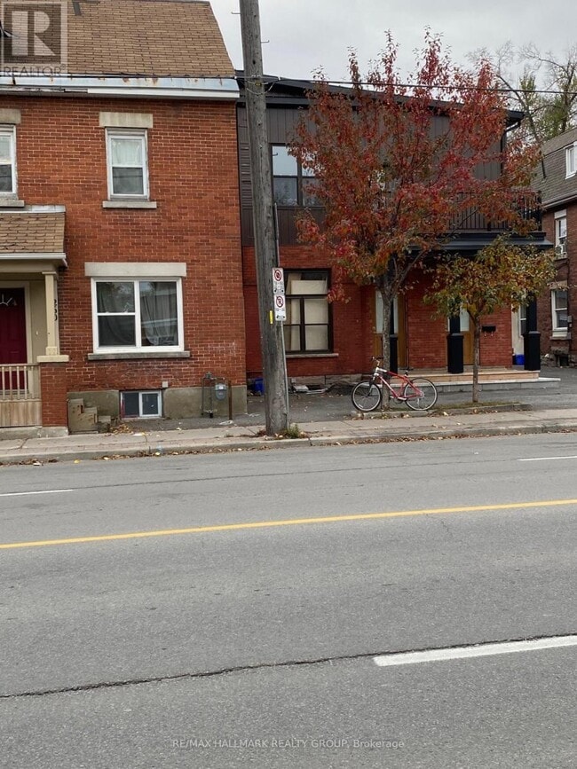Building Photo - 260 Bronson Ave