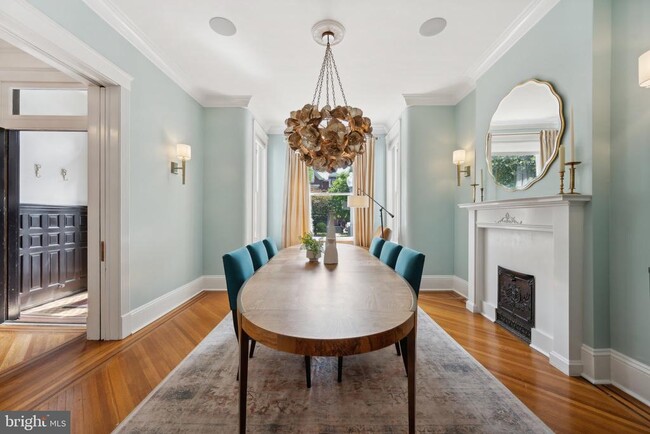 Foto del edificio - 1854 3rd St NW