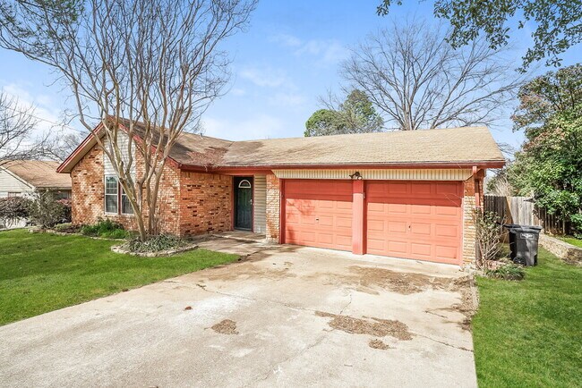 Foto del edificio - 1020 Fox River Ln