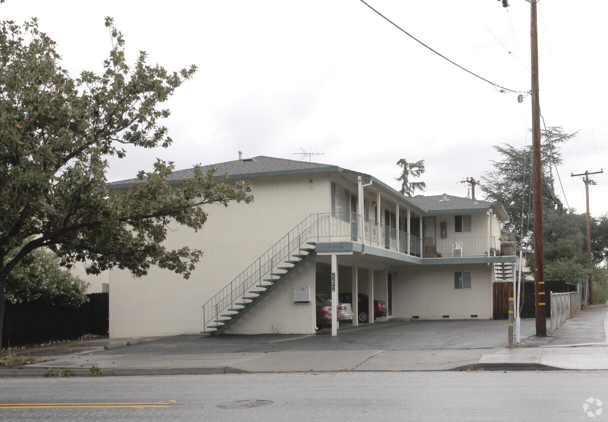 Building Photo - 452 S Bernardo Ave