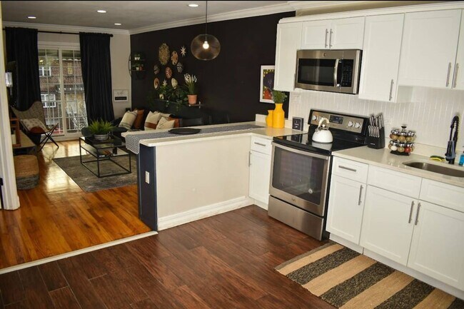 Foto del edificio - 4050 Wilder Ave