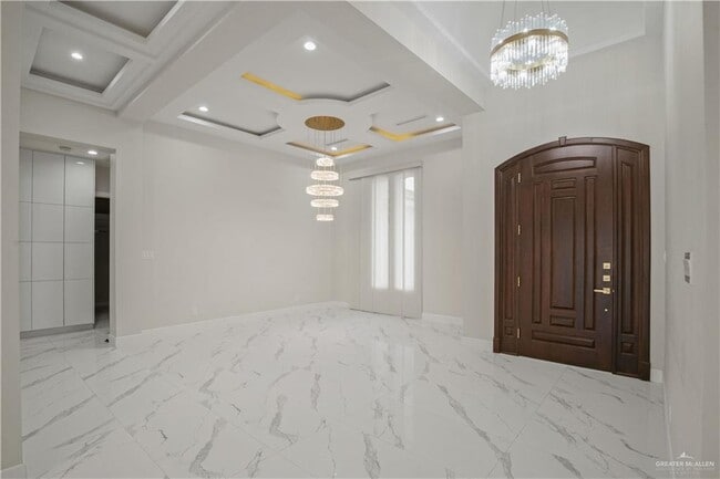 Building Photo - 26 Hart St