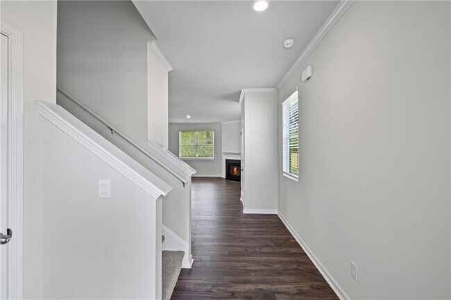 Building Photo - 77 Grv Spgs Ct