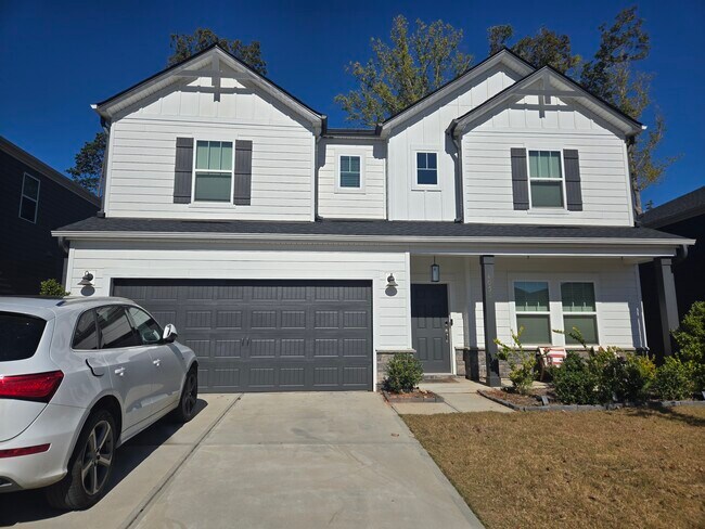Foto del edificio - 4058 Armstrong Farm Dr