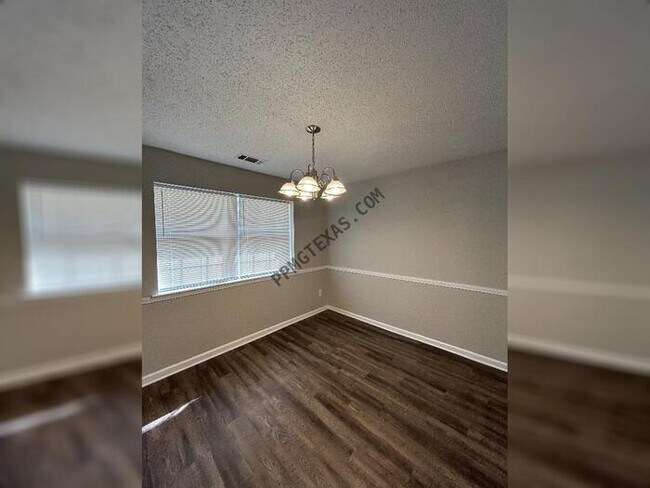 Building Photo - 20 Fox Run Dr. Cabot AR 72023