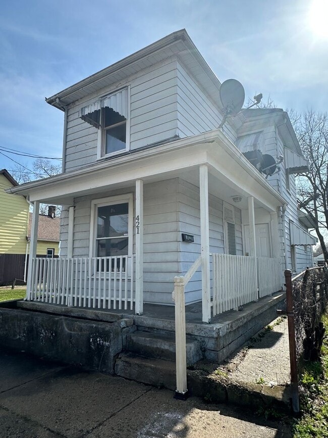 3 BEDROOM 1 BATH NEWLY REMODELED in HAMILTON - 3 BEDROOM 1 BATH NEWLY REMODELED in HAMILTON House