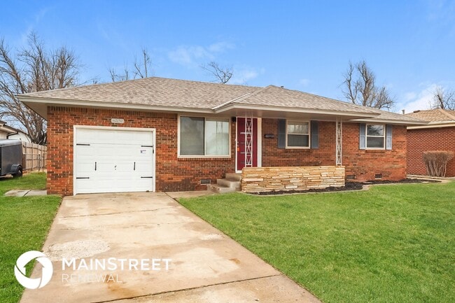 Building Photo - 6909 NW 59th St