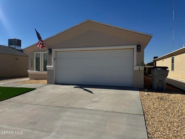 Building Photo - 12445 Polo Norte Dr