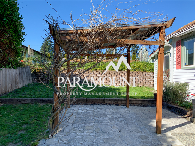 Foto del edificio - Adorable 1 Bed in Bremerton!