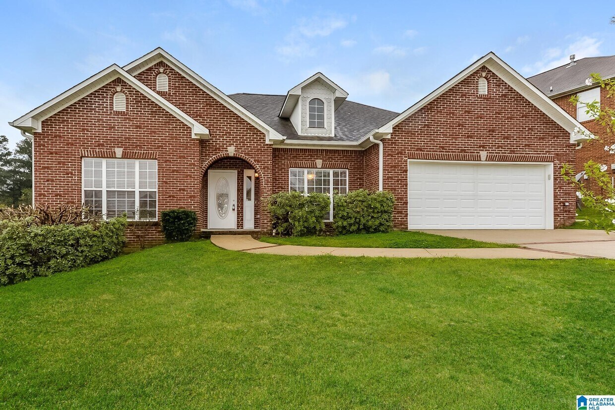 Foto principal - 1215 Riverford Dr