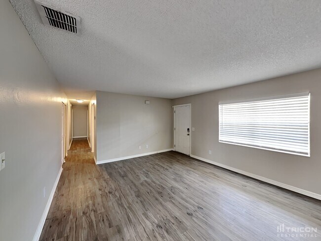 Foto del edificio - 3181 Clewiston St