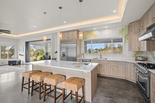 Foto del edificio - Contemporary Home in Gated Community