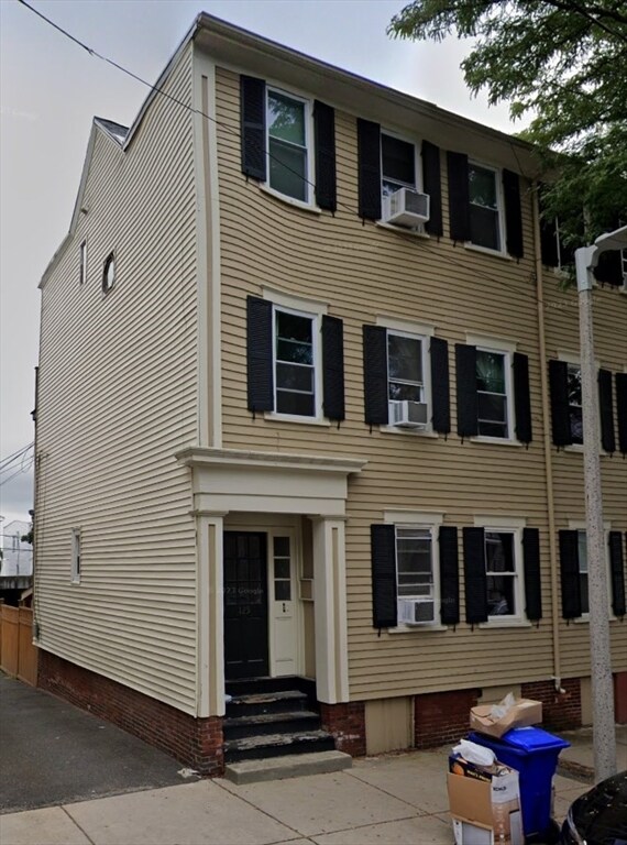 Primary Photo - 125 Trenton St