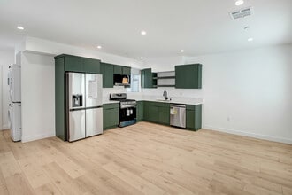 Building Photo - 5624 Raber St