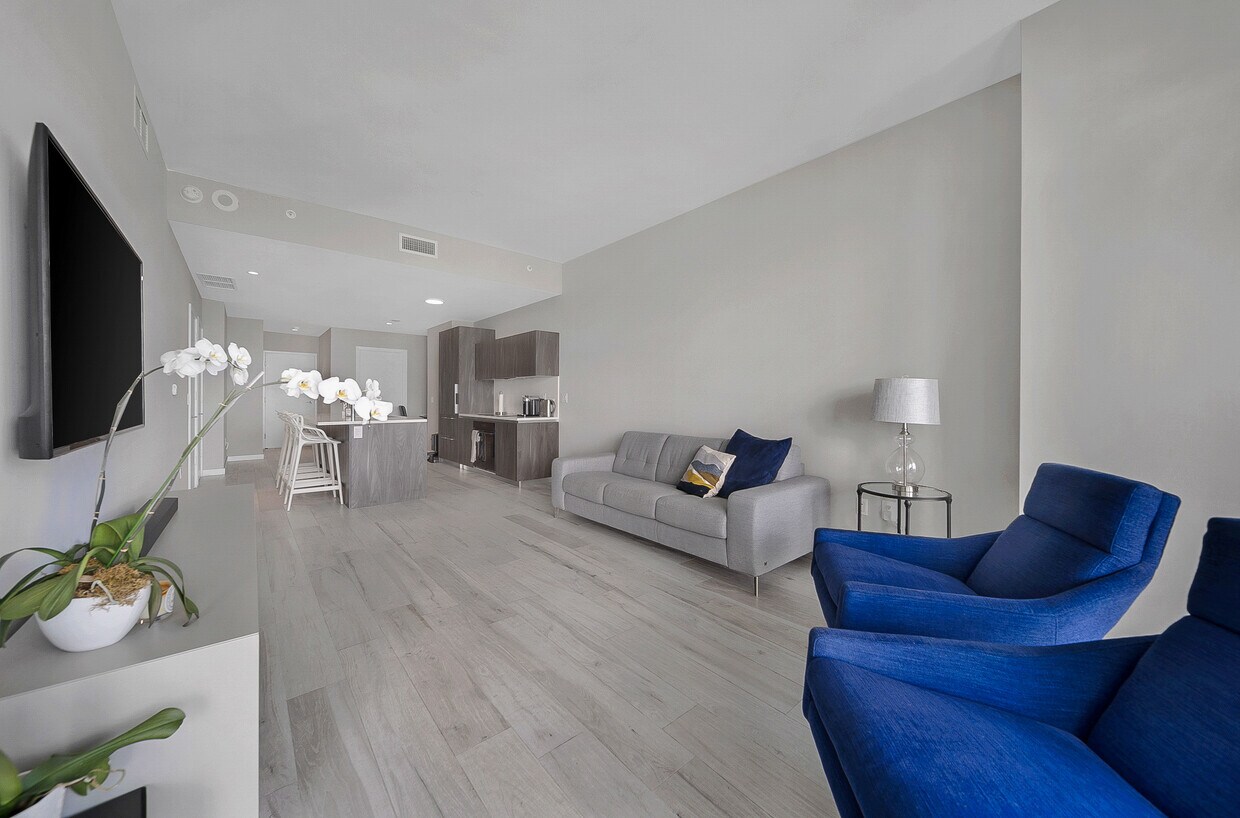 Foto principal - 68 SE 6th St