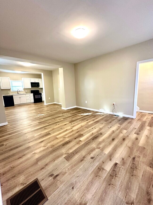 Foto del edificio - 381 Jefferson St