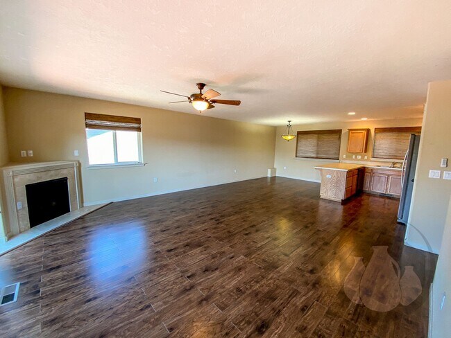 Foto del edificio - Gorgeous and Spacious South Salem Home