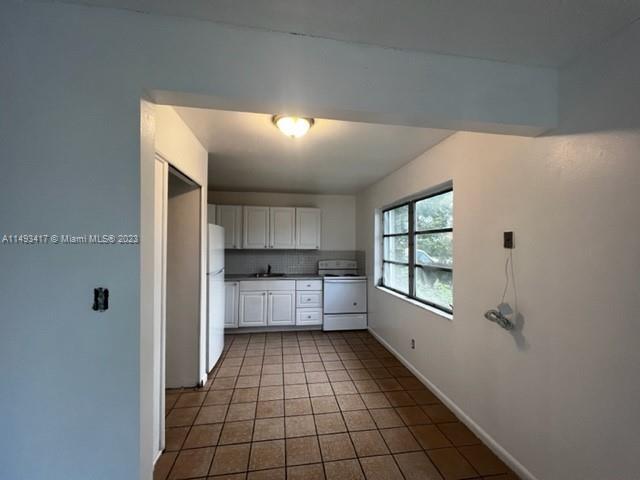 Foto del edificio - 2128 Roosevelt St
