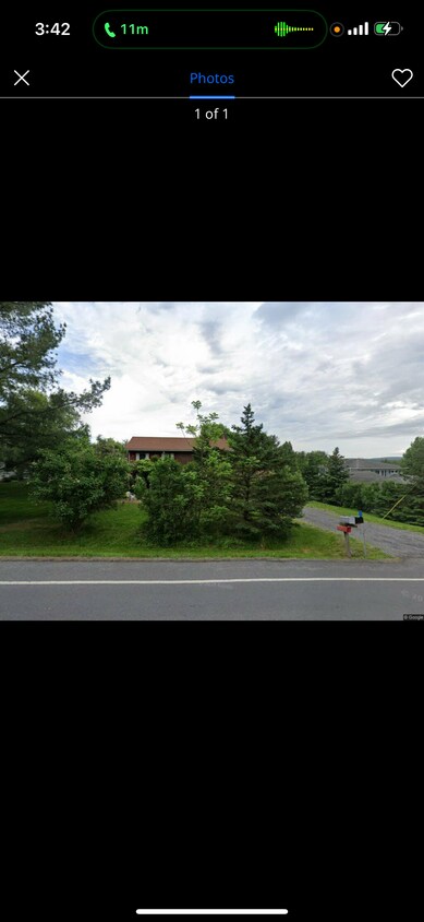 Foto principal - 212 King Rd E