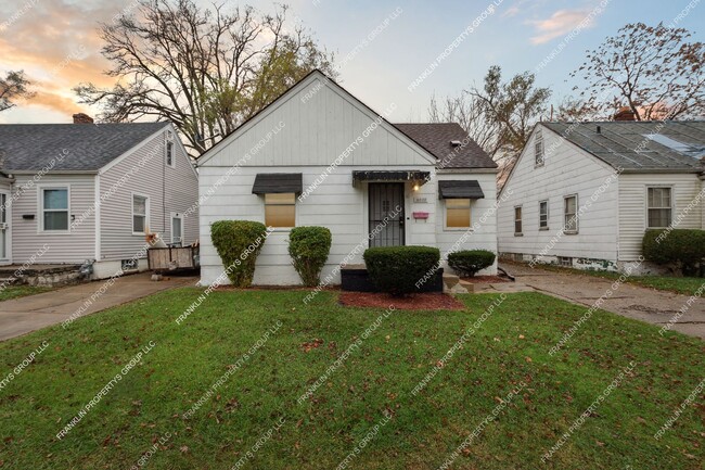 Building Photo - Newly Renovated 2-Bedroom Rental in Detroi...