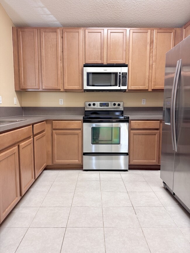 Building Photo - 575 Oakleaf Plantation Pkwy