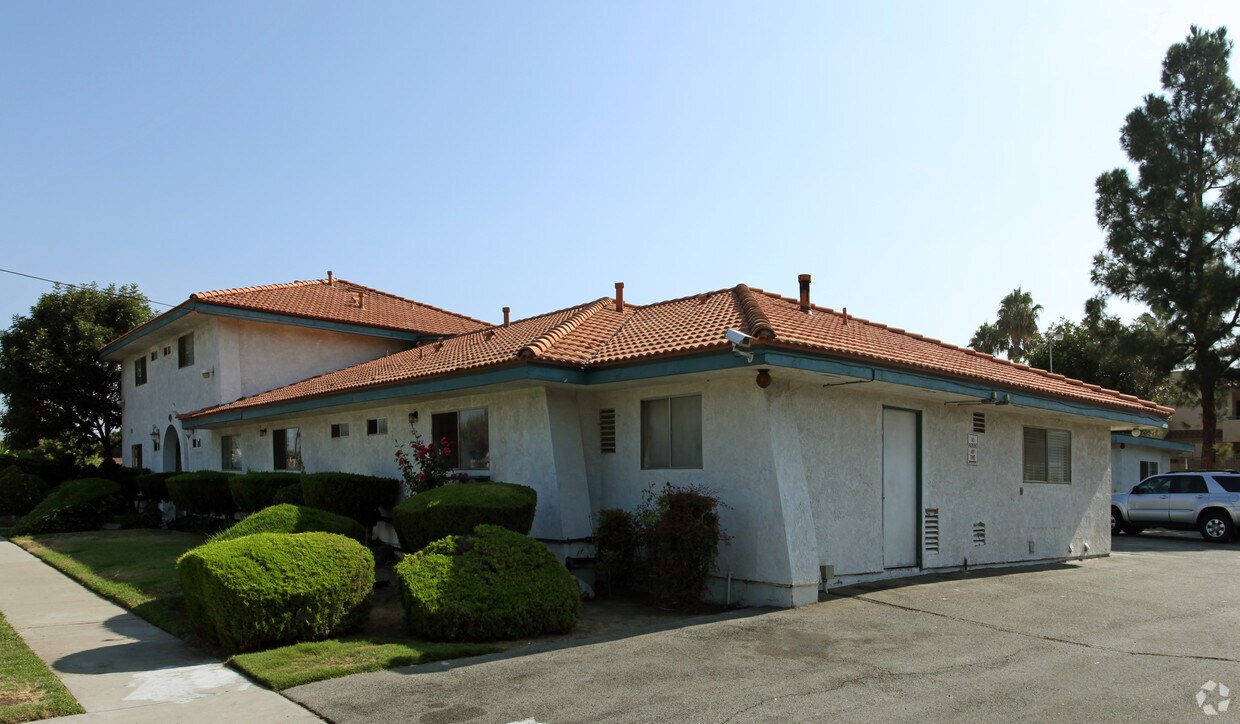 130 S Stinson ¡St - 130 S Stinson St