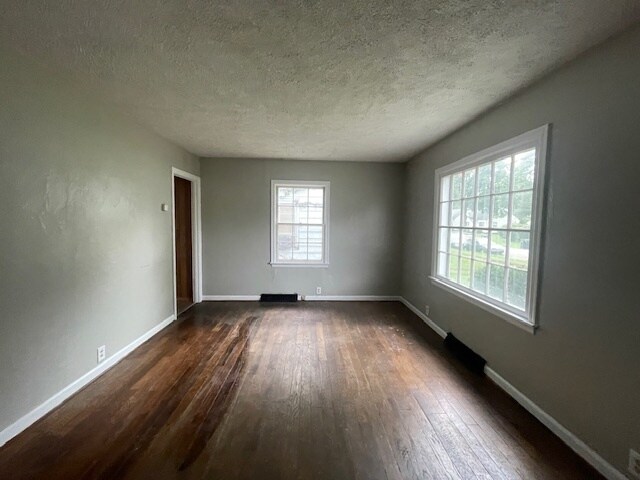 Foto del edificio - 1646 N Brookfield St
