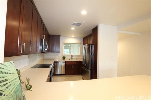 Building Photo - 409 Kailua Rd