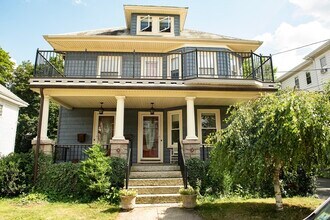 Building Photo - 36 Bradford St