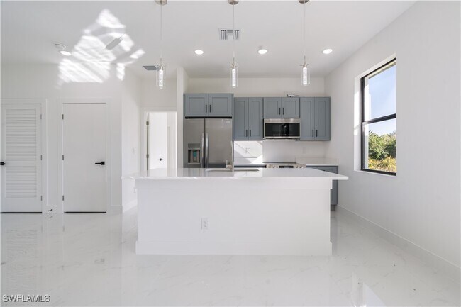 Building Photo - 3201 57th St W
