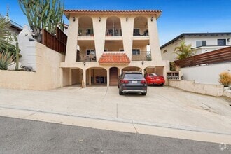Building Photo - 241 Avenida Serra