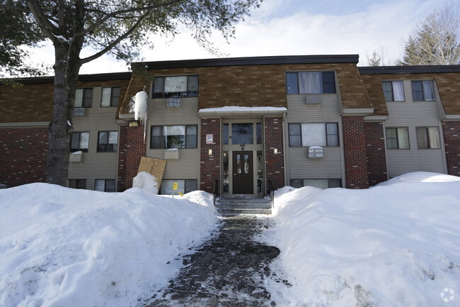 Building Photo - Rutland Manor Apartments