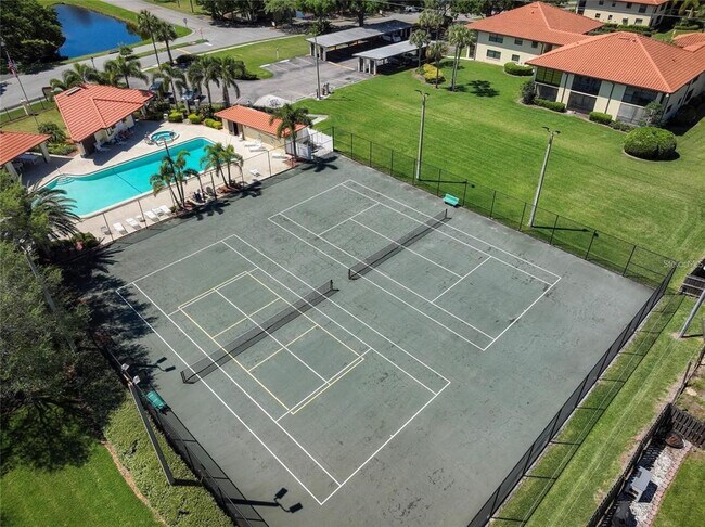 Foto del edificio - 1808 Hammock Pine Blvd